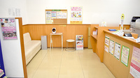 スギ薬局　日本橋横山町店の待合スペース