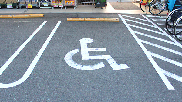 スギ薬局　南六郷店の駐車場