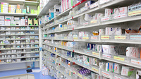 スギ薬局　南大井店の薬棚