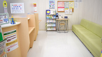 スギ薬局　コピオ多摩境店の待合スペース
