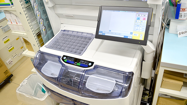 スギ薬局　住吉苅田店の調剤器具