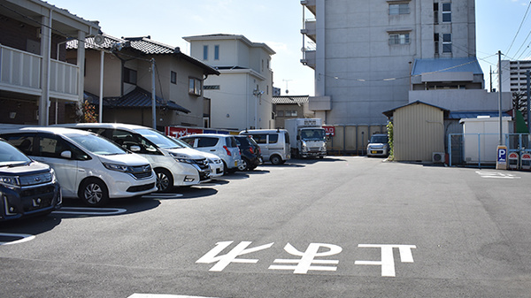 スギ薬局　鴻巣本町店の駐車場