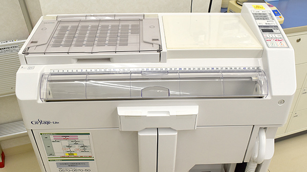 スギ薬局　南小岩店の調剤器具