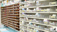 スギ薬局　四ツ橋店の薬棚
