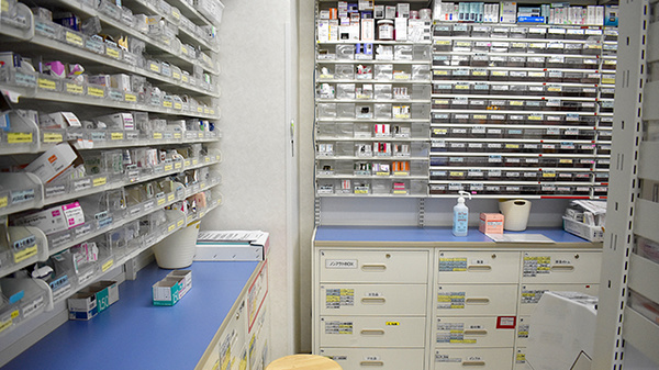 スギ薬局　江東橋店の調剤室