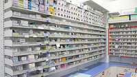 スギ薬局　大宮堀崎店の薬棚