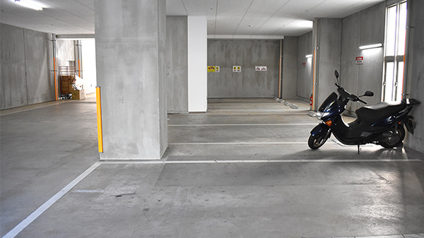 スギ薬局　西ケ原店の駐車場