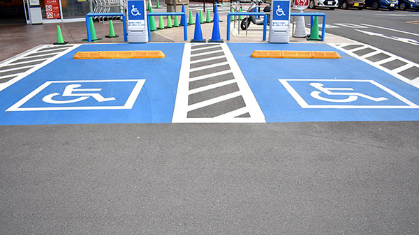 スギ薬局　熊谷箱田店の駐車場