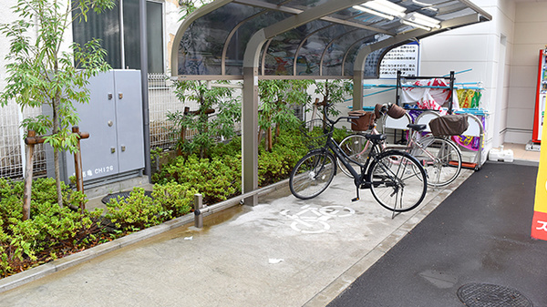 スギ薬局　葛飾青戸店の駐輪場