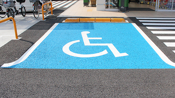 スギ薬局　船橋藤原店の駐車場