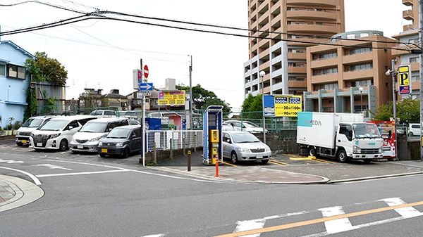 スギ薬局　三国駅前店の駐車場