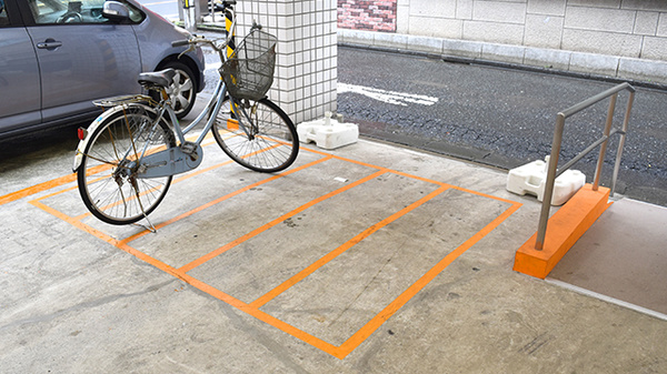 スギ薬局　立川錦町店の駐輪場