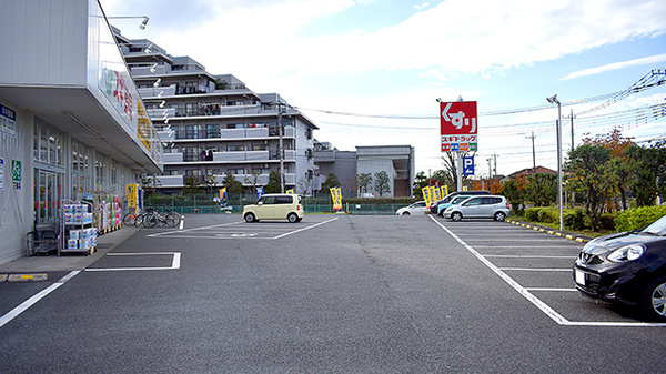 スギ薬局　新白岡店の駐車場