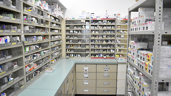 スギ薬局　新白岡店の調剤室