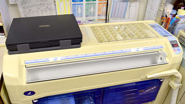 大信薬局 綾瀬店の調剤器具