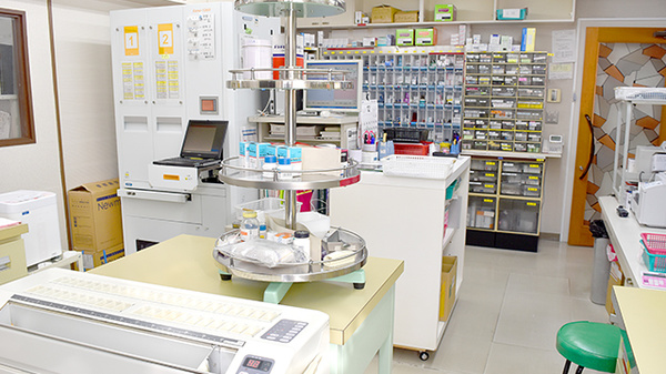 しあわせ薬局　小泉店の調剤室