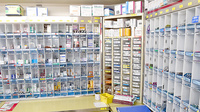 しあわせ薬局　小泉店の薬棚