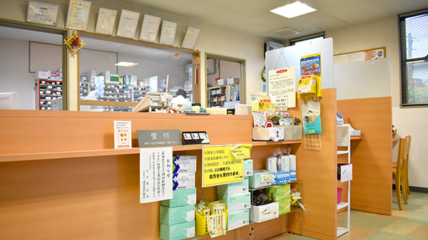 成沢薬局 北野店の受付/カウンター
