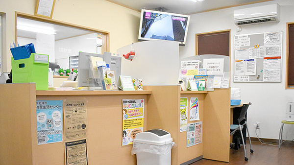 とみざわ薬局　大和店の受付/カウンター