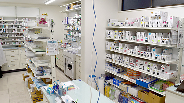 セキ薬局　川鶴店の調剤室