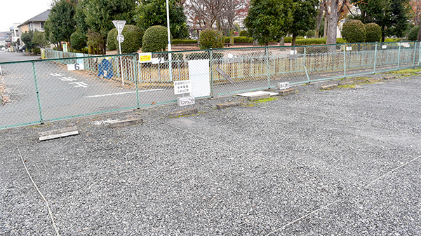 セキ薬局　川鶴店の駐車場