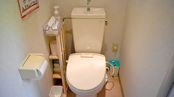 和容堂薬局のお手洗い
