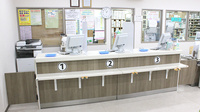 さと薬局の受付/カウンター