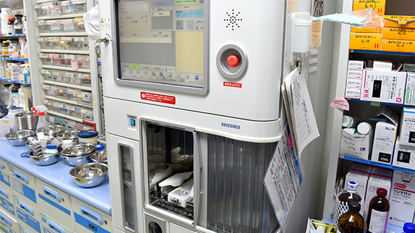 まかみ薬局の調剤器具