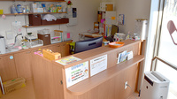 まかみ薬局　大蔵司店の受付/カウンター
