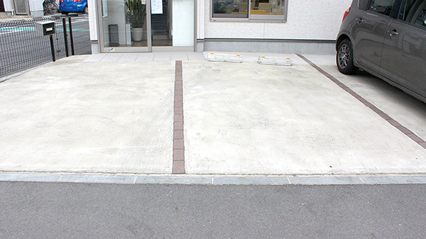 ひかり薬局取手店の駐車場
