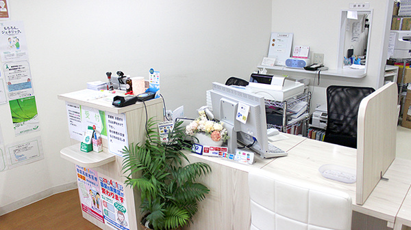 ひかり薬局取手店の受付/カウンター