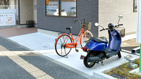 プラザ薬局　桜ケ丘店の駐輪場