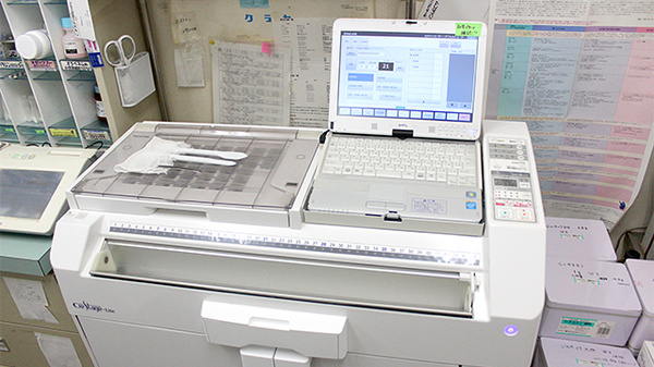 市原薬局　萩原店の調剤器具