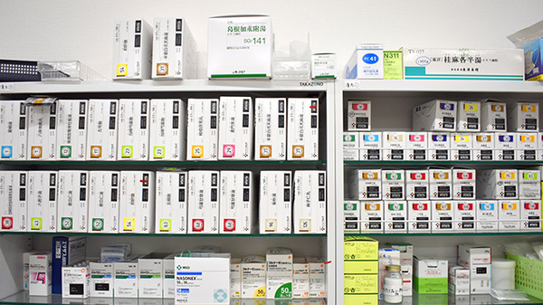 もろおか幸盛堂薬局の漢方薬