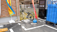 薬局ダックス城陽久津川店の駐輪場