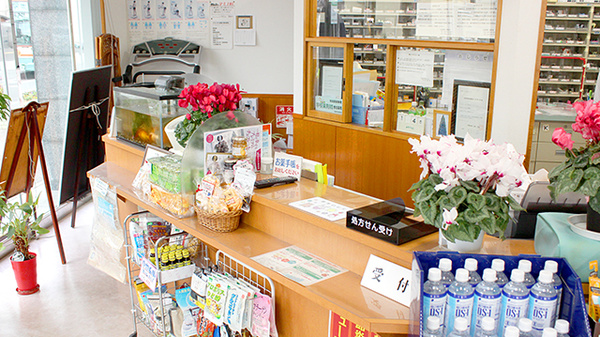 市原薬局の受付/カウンター