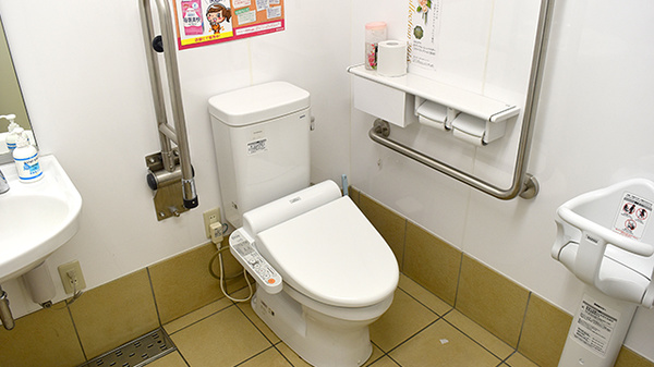 スギ薬局　浄心店のお手洗い