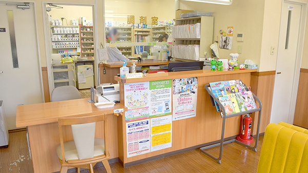 あけぼの薬局　尼崎栗山町店の受付/カウンター