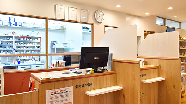 あけぼの薬局　加古川駅前店の受付/カウンター