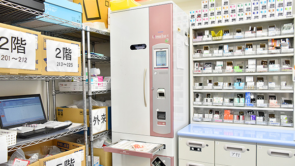 あけぼの薬局　加古川駅前店の調剤器具