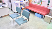 あけぼの薬局　千林店の待合スペース