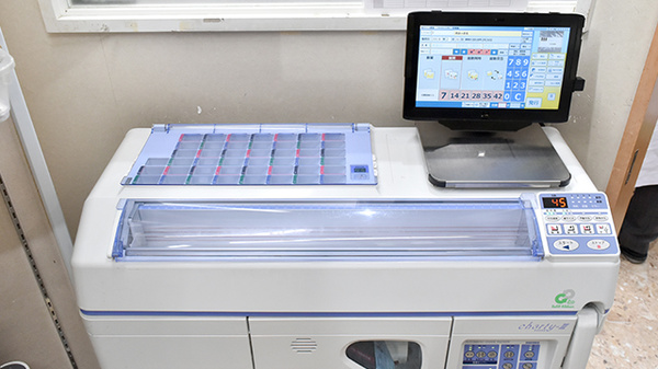 あけぼの薬局　住之江店の調剤器具