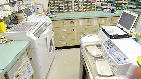 タカラ薬局の調剤室