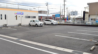 シンコー薬局　六名店の駐車場