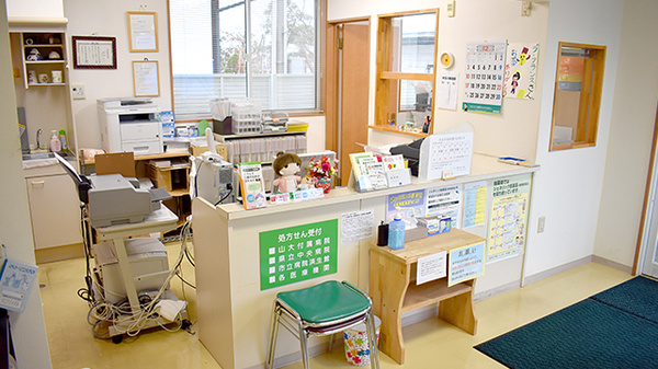 ら・ふらんす調剤薬局　古舘店の受付/カウンター