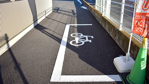 ひごし薬局の駐輪場