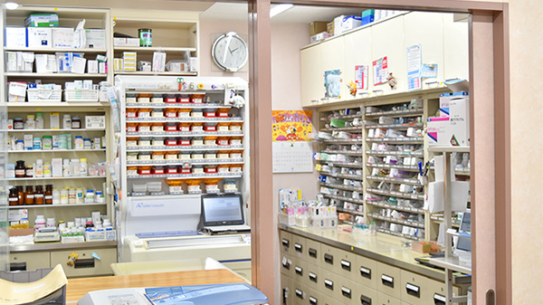 ヤマモト調剤薬局の調剤室
