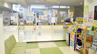 鈴木薬局　西浦和店の受付/カウンター