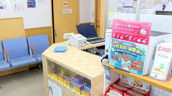 鈴木薬局　東大宮駅前店の受付/カウンター