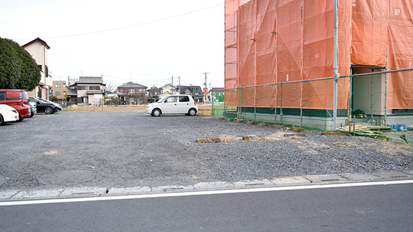 鈴木薬局　東岩槻店の駐車場